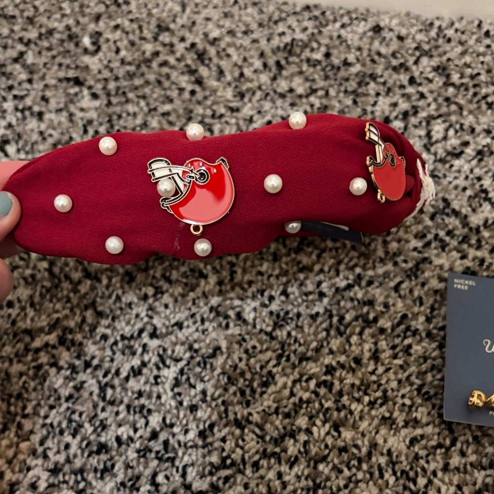 Universal Thread Football Accessory Set - Picture 2 of 5